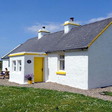 Knockfin Cross Roads Yellow Cottage, Doolin מראה חיצוני תמונה